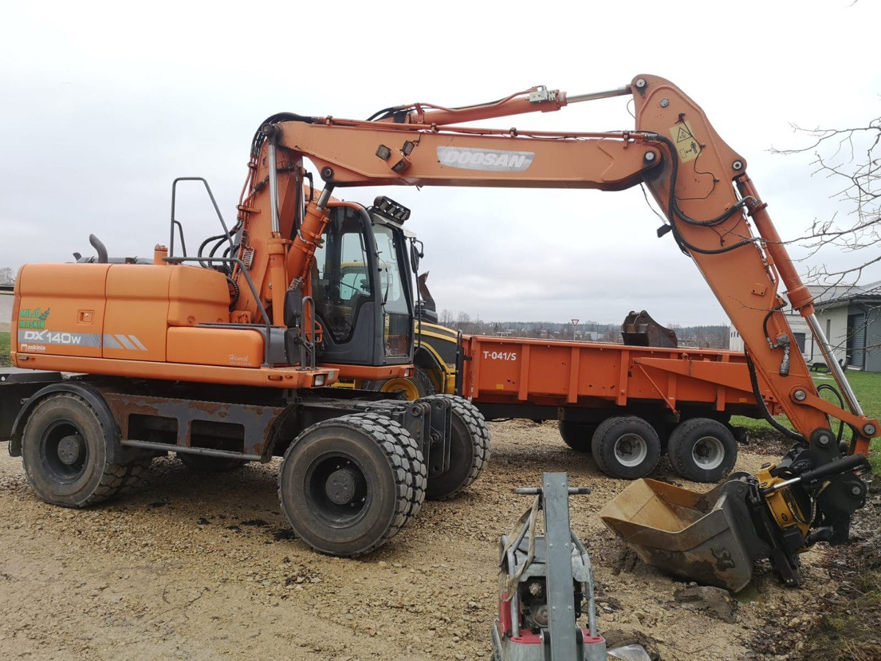 Doosan DX 140 - Mobiele graafmachine: afbeelding 3 Doosan DX 140 - Mobiele graafmachine: afbeelding 3