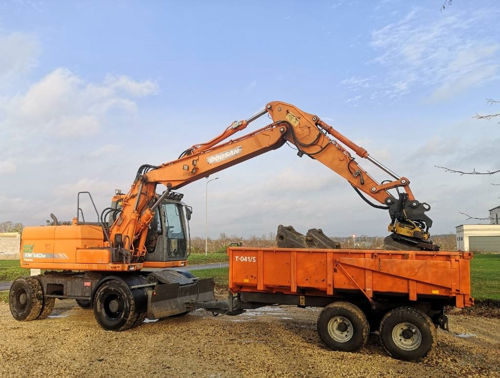 Doosan Dw 140 - Mobiele graafmachine: afbeelding 3 Doosan Dw 140 - Mobiele graafmachine: afbeelding 3