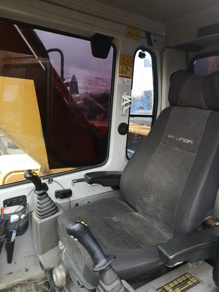 HYUNDAI 210 - Mobiele graafmachine: afbeelding 3 HYUNDAI 210 - Mobiele graafmachine: afbeelding 3