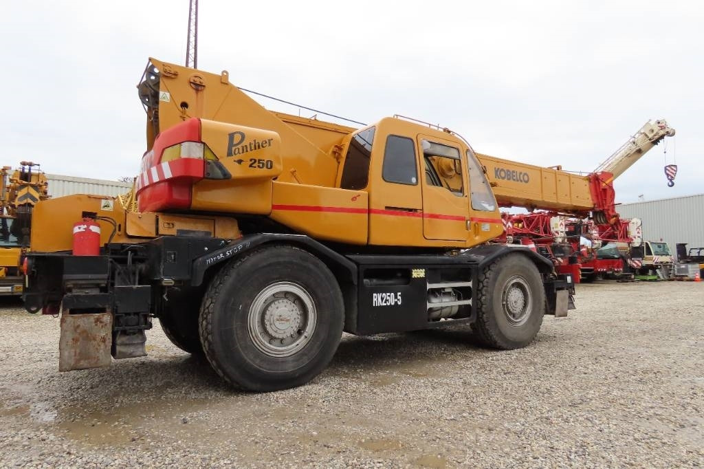 Kobelco RK 250-3 - Mobiele kraan: afbeelding 3 Kobelco RK 250-3 - Mobiele kraan: afbeelding 3