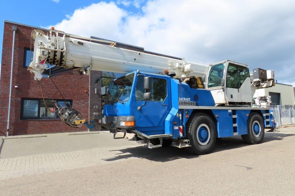 Liebherr LTM 1040-2.1 - Alle terrein kraan: afbeelding 1 Liebherr LTM 1040-2.1 - Alle terrein kraan: afbeelding 1
