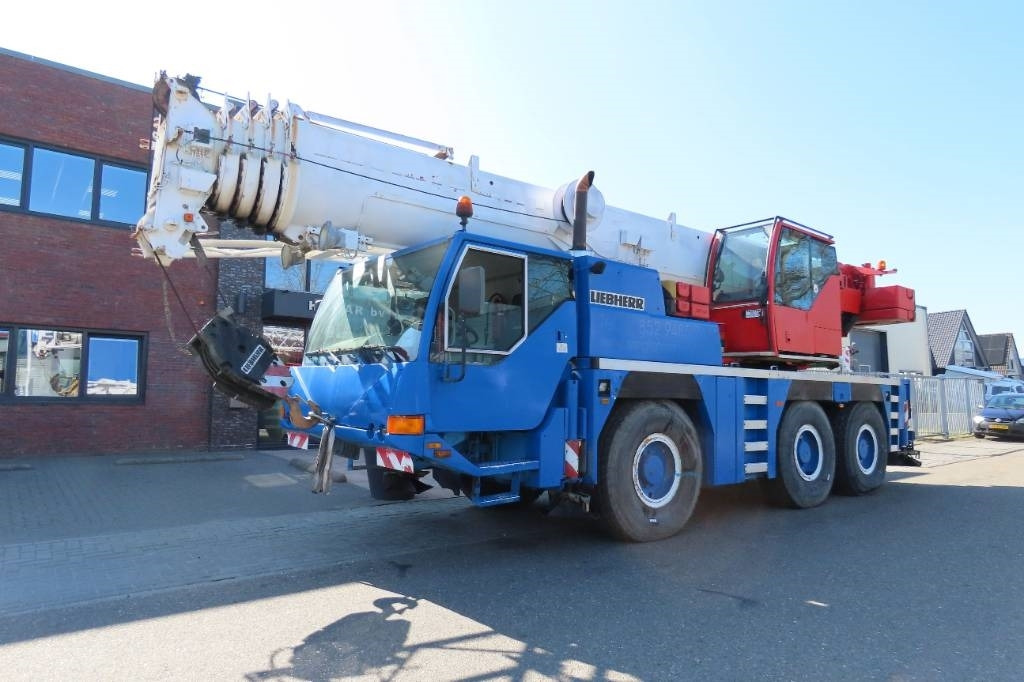Liebherr LTM 1055-1 - Alle terrein kraan: afbeelding 1 Liebherr LTM 1055-1 - Alle terrein kraan: afbeelding 1