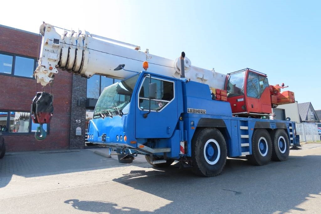 Liebherr LTM 1055-1 - Alle terrein kraan: afbeelding 1 Liebherr LTM 1055-1 - Alle terrein kraan: afbeelding 1