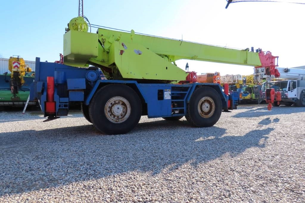Tadano TR 250 E - Mobiele kraan: afbeelding 4 Tadano TR 250 E - Mobiele kraan: afbeelding 4