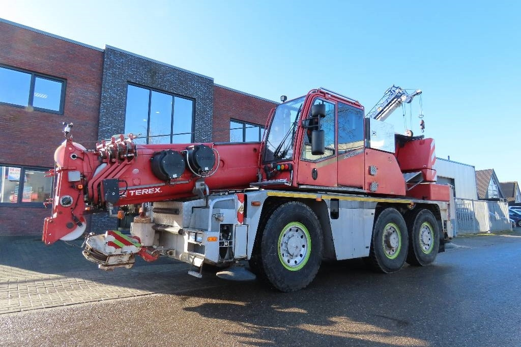 Terex Demag AC 40 City - Alle terrein kraan: afbeelding 1 Terex Demag AC 40 City - Alle terrein kraan: afbeelding 1