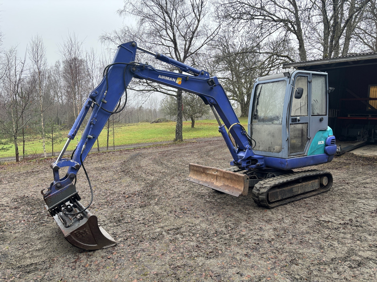 Airman AX35-2 - Graafmachine: afbeelding 1 Airman AX35-2 - Graafmachine: afbeelding 1