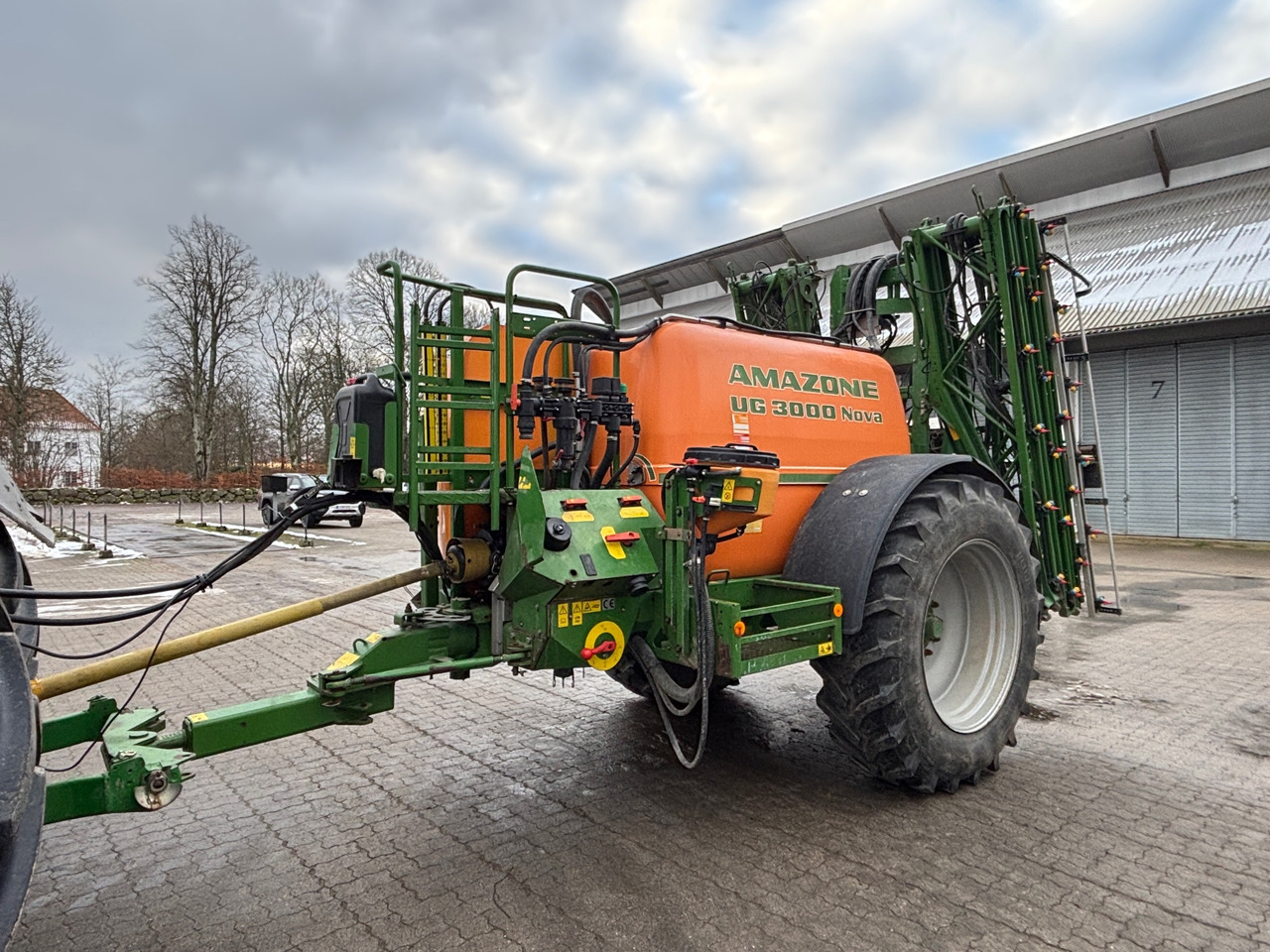 Amazone UG 3000 Nova - Getrokken veldspuit: afbeelding 1 Amazone UG 3000 Nova - Getrokken veldspuit: afbeelding 1