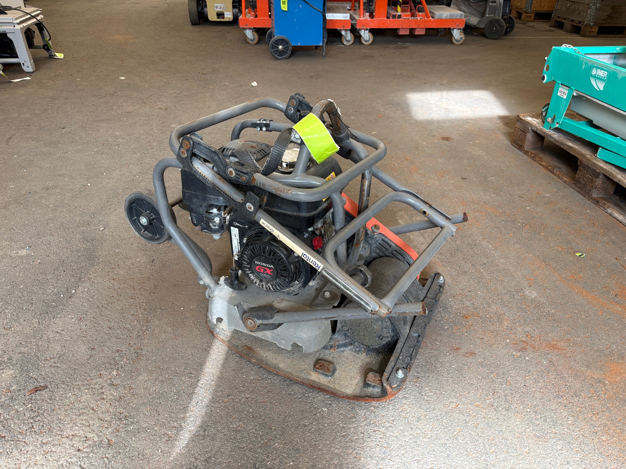 Atlas Copco LF75 - Trilplaat: afbeelding 1 Atlas Copco LF75 - Trilplaat: afbeelding 1