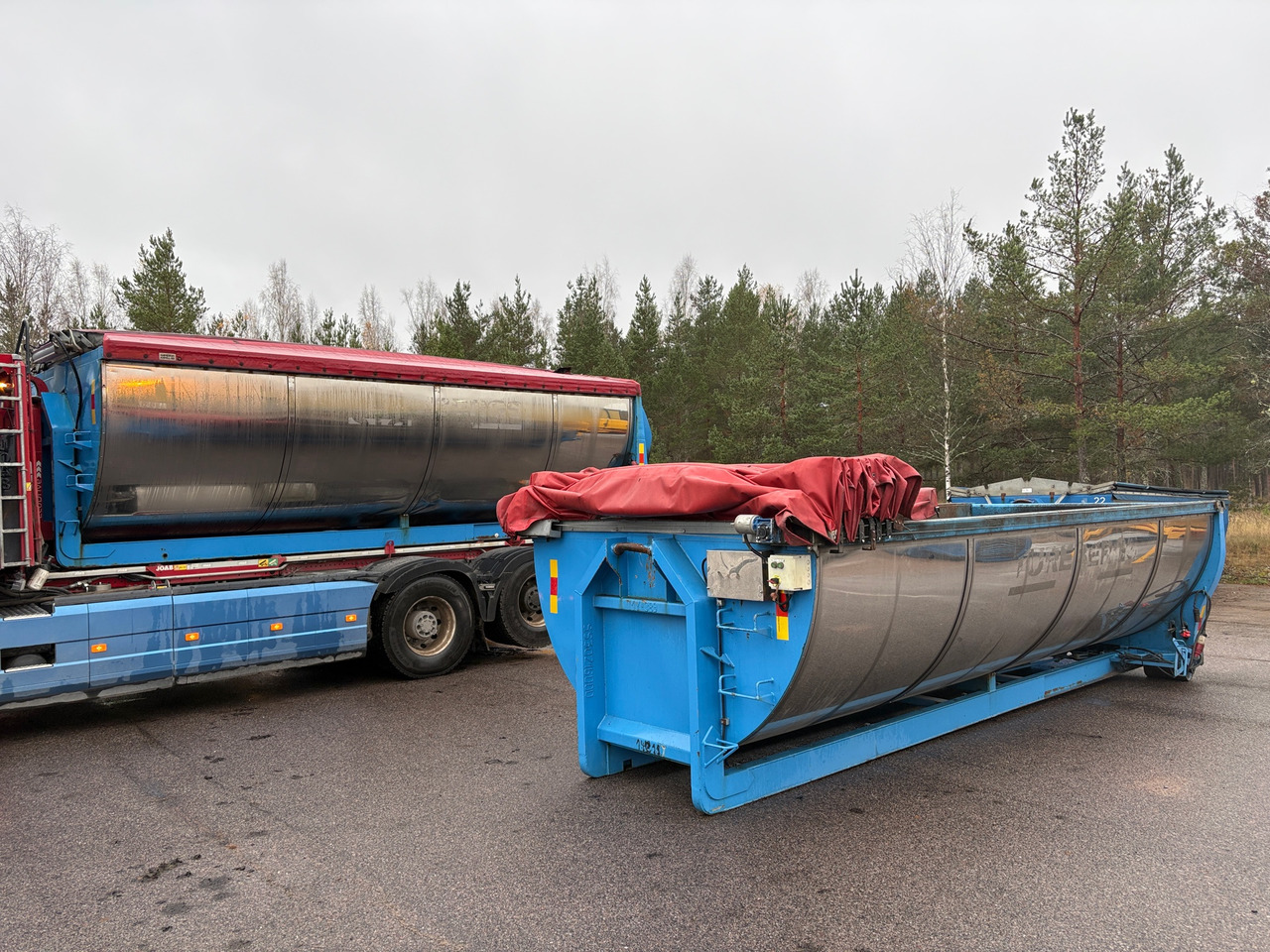 BEFAB 15m3/17m3 - Haakarm container: afbeelding 1 BEFAB 15m3/17m3 - Haakarm container: afbeelding 1