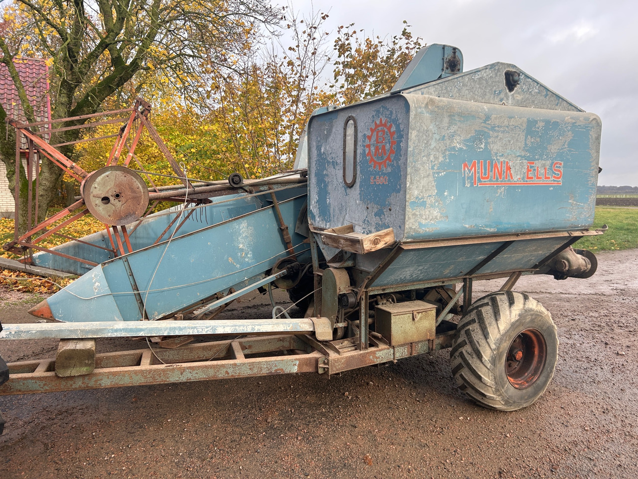 BM S-600 - Maaidorser: afbeelding 1 BM S-600 - Maaidorser: afbeelding 1