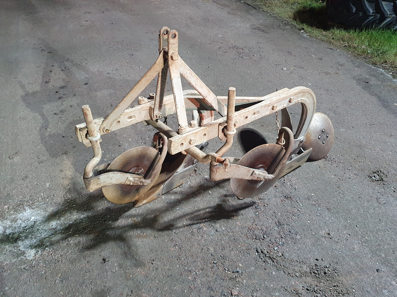 Ferguson 2 skär - Ploeg: afbeelding 1 Ferguson 2 skär - Ploeg: afbeelding 1