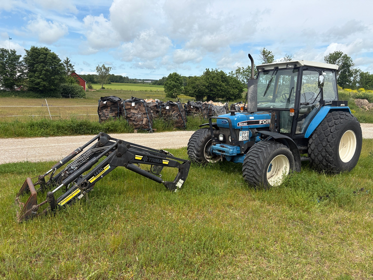 Ford 5030 - Tractor: afbeelding 1 Ford 5030 - Tractor: afbeelding 1