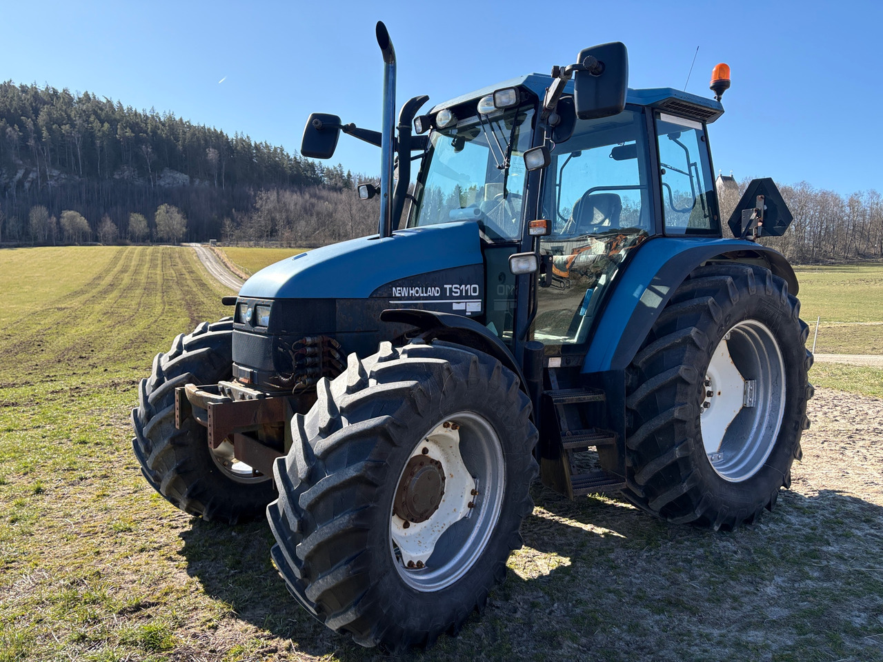 New Holland TS110 - Tractor: afbeelding 1 New Holland TS110 - Tractor: afbeelding 1