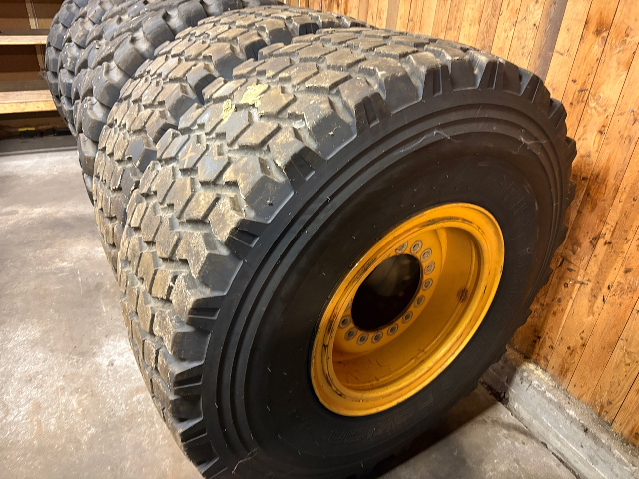 Nokian 20,5 R25 - Band voor Bouwmachine: afbeelding 1 Nokian 20,5 R25 - Band voor Bouwmachine: afbeelding 1