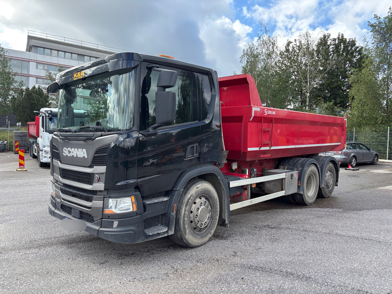 Scania P360 - Kipper vrachtwagen: afbeelding 1 Scania P360 - Kipper vrachtwagen: afbeelding 1