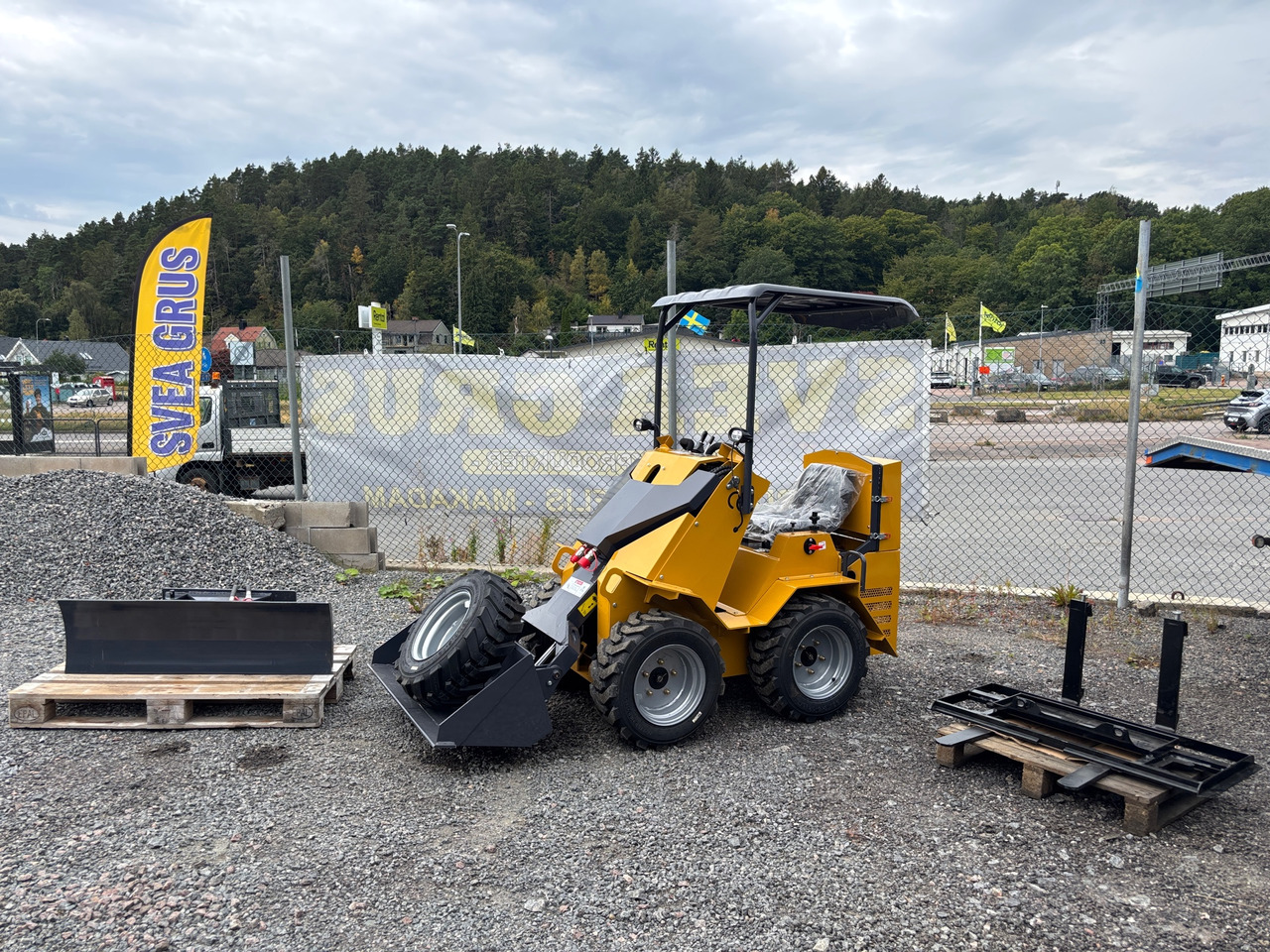 Skid Steer YC390 - Wiellader: afbeelding 1 Skid Steer YC390 - Wiellader: afbeelding 1