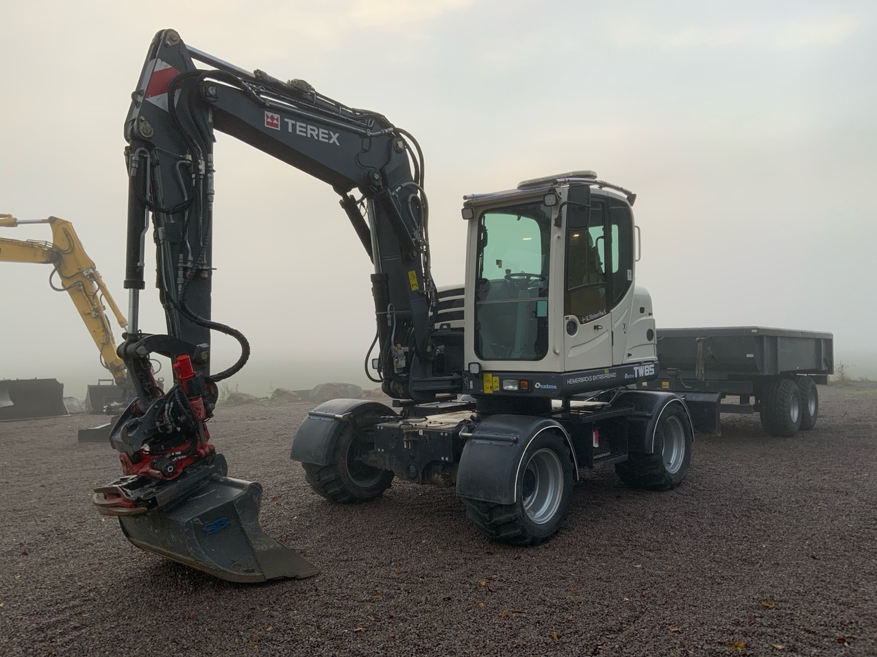 Terex TW85 W1572-19 - Graafmachine: afbeelding 1 Terex TW85 W1572-19 - Graafmachine: afbeelding 1