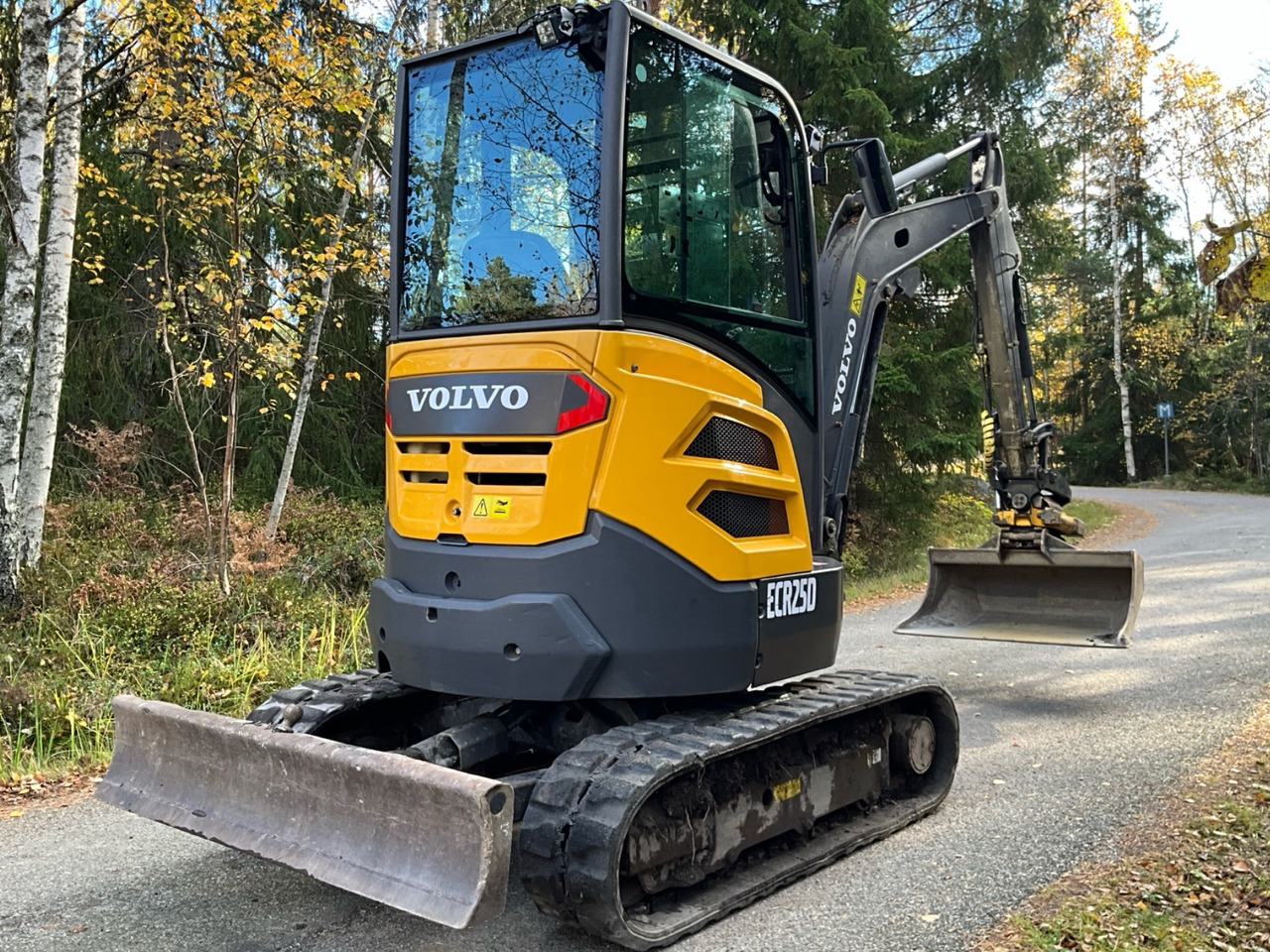 Volvo ECR25D - Graafmachine: afbeelding 1 Volvo ECR25D - Graafmachine: afbeelding 1