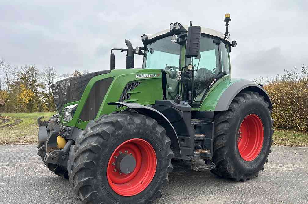 Fendt 828 profi plus, rtk - Tractor: afbeelding 1 Fendt 828 profi plus, rtk - Tractor: afbeelding 1