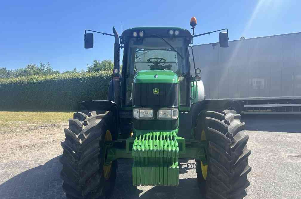 John Deere 6820 premium autopower - Tractor: afbeelding 5 John Deere 6820 premium autopower - Tractor: afbeelding 5