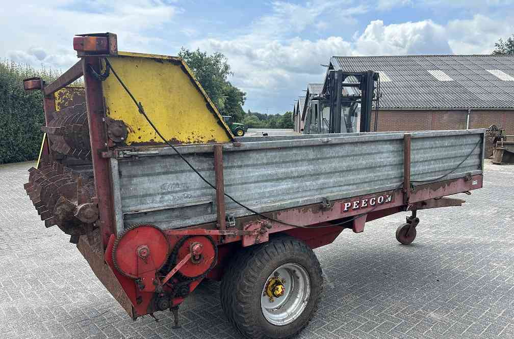 Peecon mestwagen, mestverspreider - Mestverspreider: afbeelding 4 Peecon mestwagen, mestverspreider - Mestverspreider: afbeelding 4