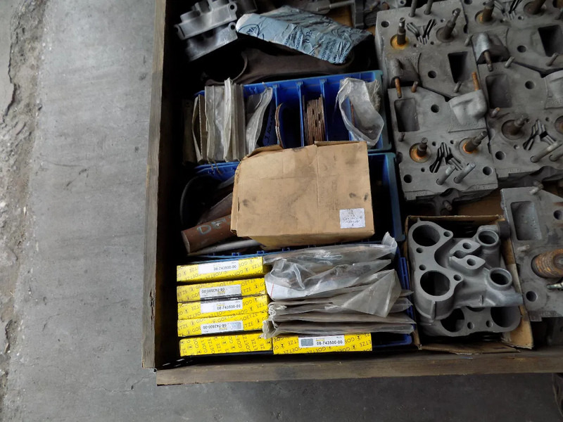 Deutz onderdelen motor - Motor: afbeelding 3 Deutz onderdelen motor - Motor: afbeelding 3