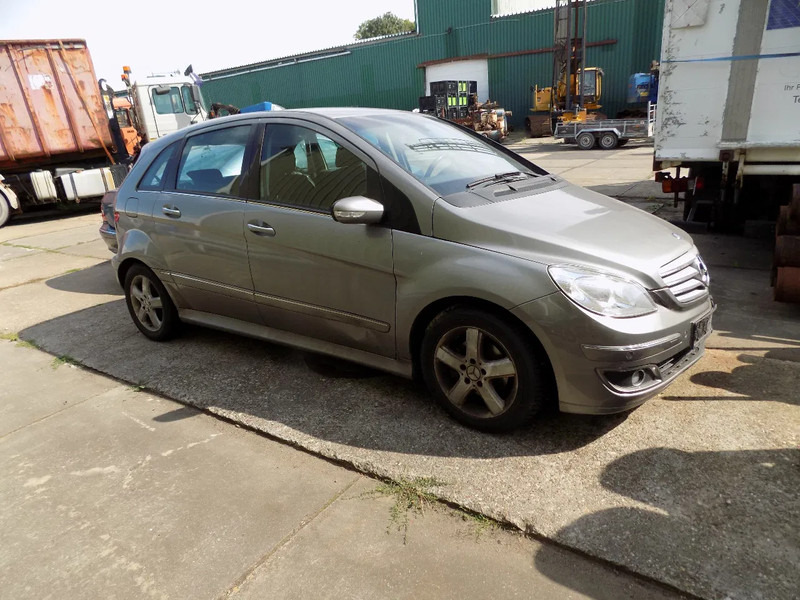 Mercedes-Benz B-Klasse 200 CDI - Personenwagen: afbeelding 3 Mercedes-Benz B-Klasse 200 CDI - Personenwagen: afbeelding 3
