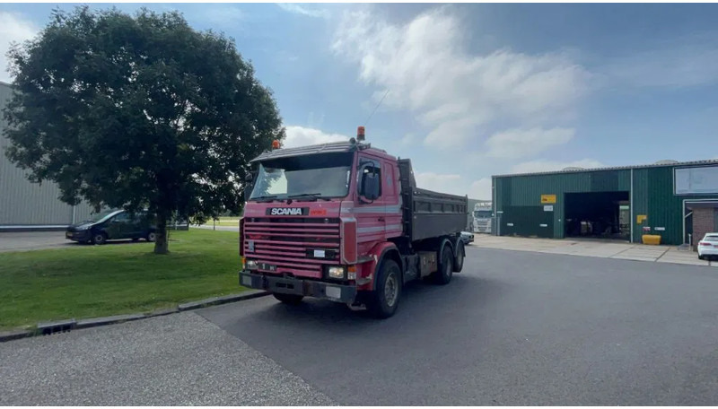 Leasing Scania P113-360 scania 113 6X2 Boogielift reversed KIPPER Scania P113-360 scania 113 6X2 Boogielift reversed KIPPER: afbeelding 9 Leasing Scania P113-360 scania 113 6X2 Boogielift reversed KIPPER Scania P113-360 scania 113 6X2 Boogielift reversed KIPPER: afbeelding 9