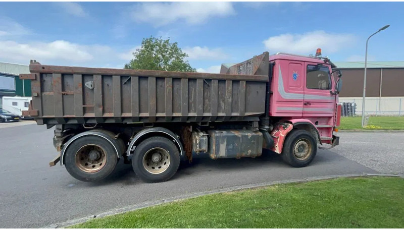 Scania P113-360 scania 113 6X2 Boogielift reversed KIPPER - Kipper vrachtwagen: afbeelding 3 Scania P113-360 scania 113 6X2 Boogielift reversed KIPPER - Kipper vrachtwagen: afbeelding 3
