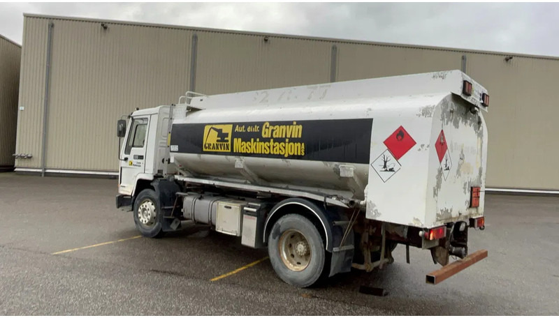 Volvo FL 7 Volvo FL7 285 Fuel tanker 4x2 - Tankwagen: afbeelding 4 Volvo FL 7 Volvo FL7 285 Fuel tanker 4x2 - Tankwagen: afbeelding 4