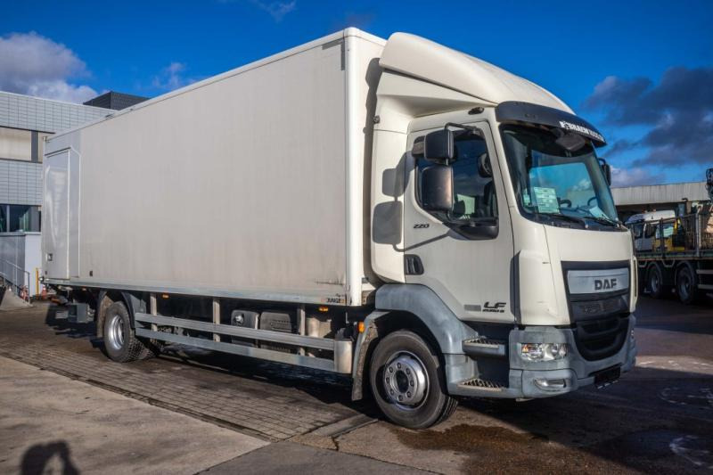 DAF LF 220(16t)+DHOLLANDIA - Bakwagen: afbeelding 2 DAF LF 220(16t)+DHOLLANDIA - Bakwagen: afbeelding 2