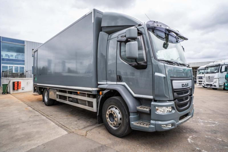 DAF LF 55.220(19 T-E6 )+DHOLLANDIA 2TON - Bakwagen: afbeelding 2 DAF LF 55.220(19 T-E6 )+DHOLLANDIA 2TON - Bakwagen: afbeelding 2