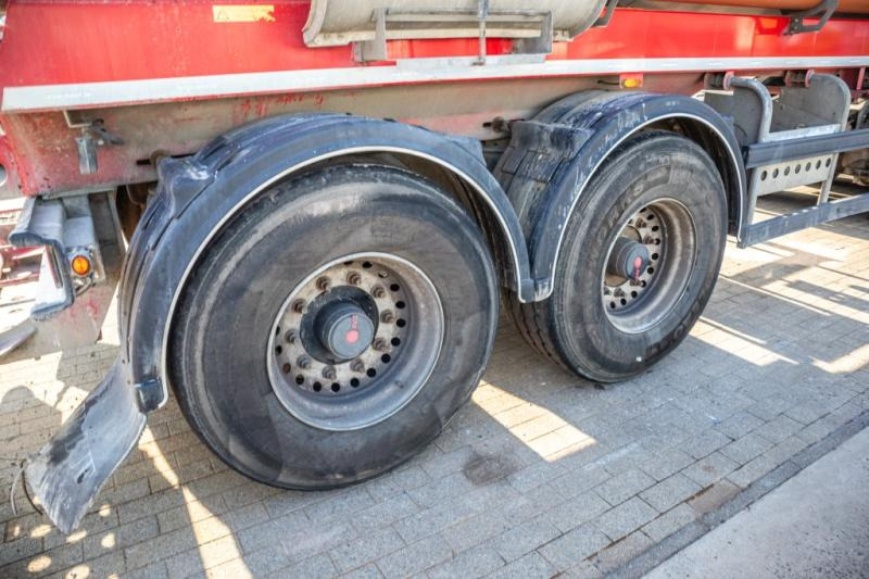 DE BUF BETON MIXER/MALAXEUR/MISCHER 12M3 - Betonmixer oplegger: afbeelding 5 DE BUF BETON MIXER/MALAXEUR/MISCHER 12M3 - Betonmixer oplegger: afbeelding 5