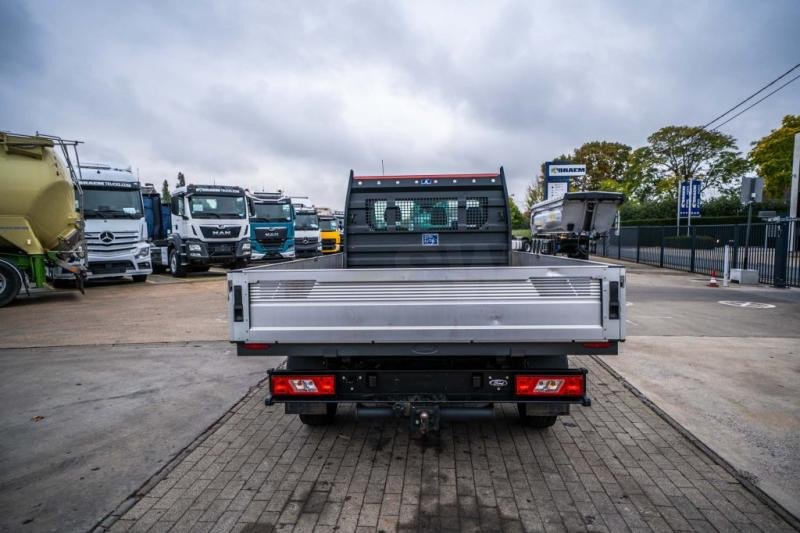 Ford TRANSIT 2.0 TDCI - Bestelwagen open laadbak: afbeelding 5 Ford TRANSIT 2.0 TDCI - Bestelwagen open laadbak: afbeelding 5