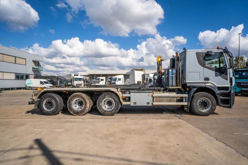 Iveco X-WAY 460 - Haakarmsysteem vrachtwagen: afbeelding 3 Iveco X-WAY 460 - Haakarmsysteem vrachtwagen: afbeelding 3