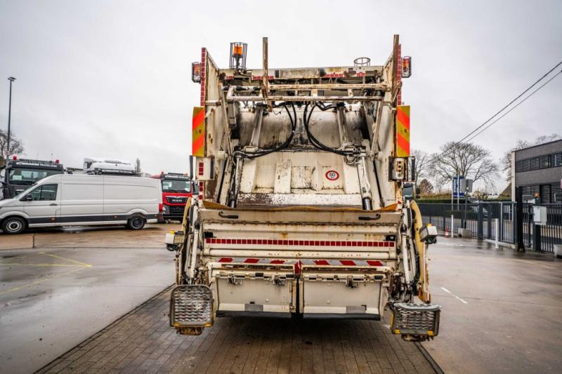 MAN TGS 26.320 BL - VDK PUSHER IIK - Vuilniswagen: afbeelding 5 MAN TGS 26.320 BL - VDK PUSHER IIK - Vuilniswagen: afbeelding 5