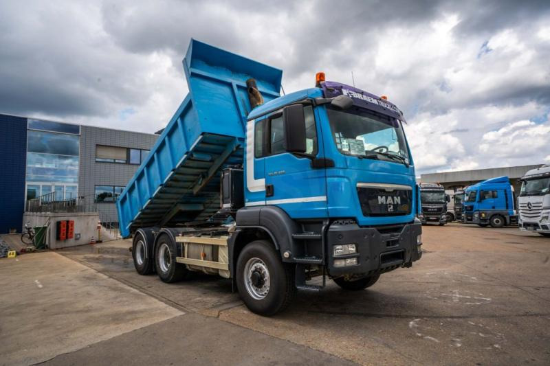 MAN TGS 26.400 BL 6X6H - TRACTOR / TIPPER - Kipper vrachtwagen: afbeelding 3 MAN TGS 26.400 BL 6X6H - TRACTOR / TIPPER - Kipper vrachtwagen: afbeelding 3