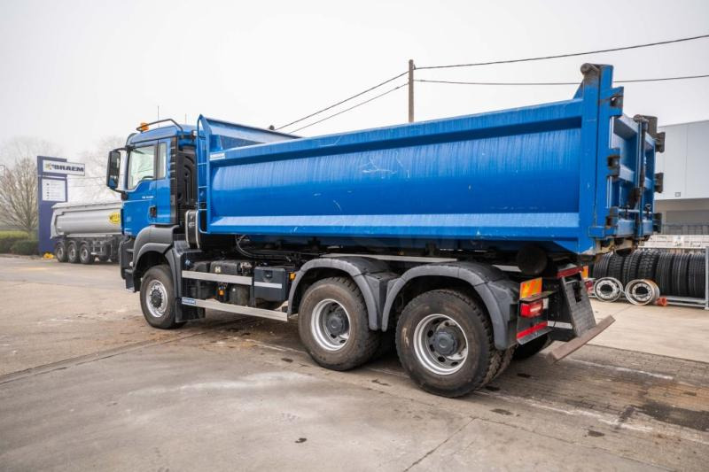 MAN TGS 33.420 BB (containerbak:+3000 € ) - Haakarmsysteem vrachtwagen: afbeelding 5 MAN TGS 33.420 BB (containerbak:+3000 € ) - Haakarmsysteem vrachtwagen: afbeelding 5