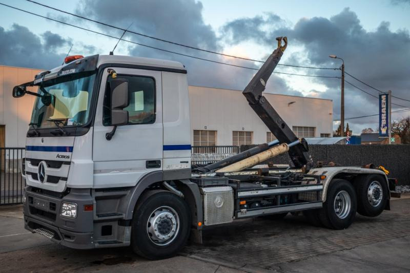 Mercedes ACTROS 2646 L-MP3 - Haakarmsysteem vrachtwagen: afbeelding 1 Mercedes ACTROS 2646 L-MP3 - Haakarmsysteem vrachtwagen: afbeelding 1