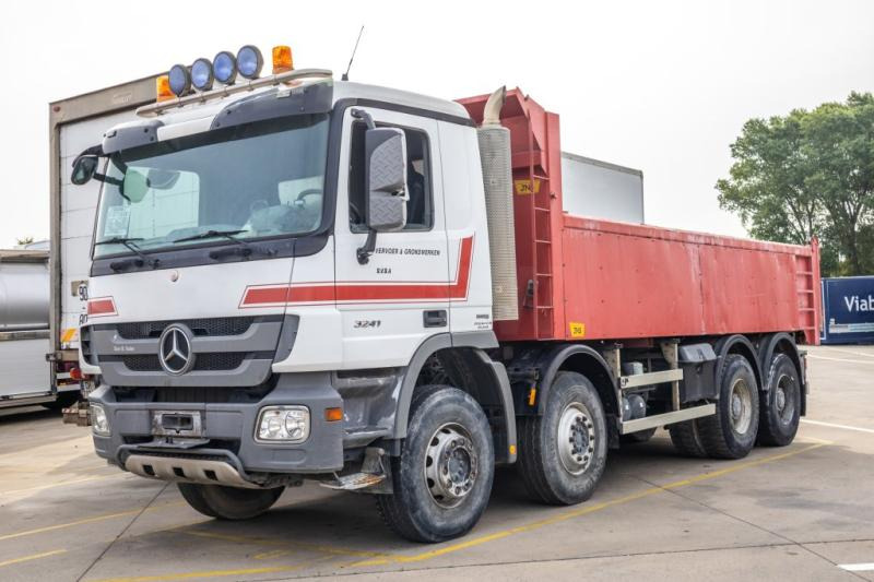 Mercedes ACTROS 3241 K -MP3-E5-Fire damage/dégâts du feu - Kipper vrachtwagen: afbeelding 1 Mercedes ACTROS 3241 K -MP3-E5-Fire damage/dégâts du feu - Kipper vrachtwagen: afbeelding 1