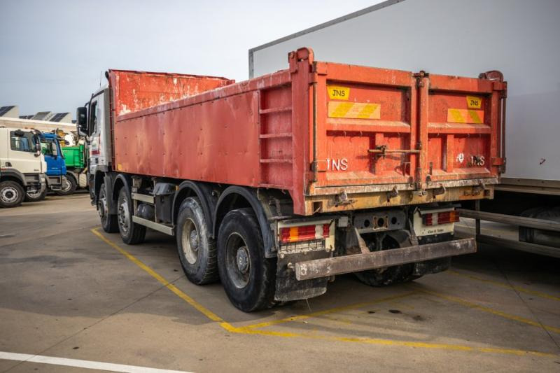 Mercedes ACTROS 3241 K -MP3-E5-Fire damage/dégâts du feu - Kipper vrachtwagen: afbeelding 4 Mercedes ACTROS 3241 K -MP3-E5-Fire damage/dégâts du feu - Kipper vrachtwagen: afbeelding 4
