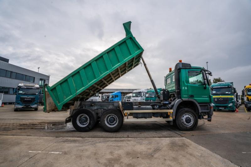 Mercedes ACTROS 3336 AK-MP3 - Kipper vrachtwagen: afbeelding 3 Mercedes ACTROS 3336 AK-MP3 - Kipper vrachtwagen: afbeelding 3
