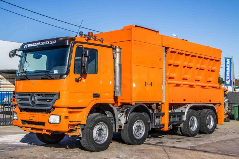 Mercedes ACTROS 4141 K - RSP FSE 32/9-2V - Vacuümwagen: afbeelding 2 Mercedes ACTROS 4141 K - RSP FSE 32/9-2V - Vacuümwagen: afbeelding 2