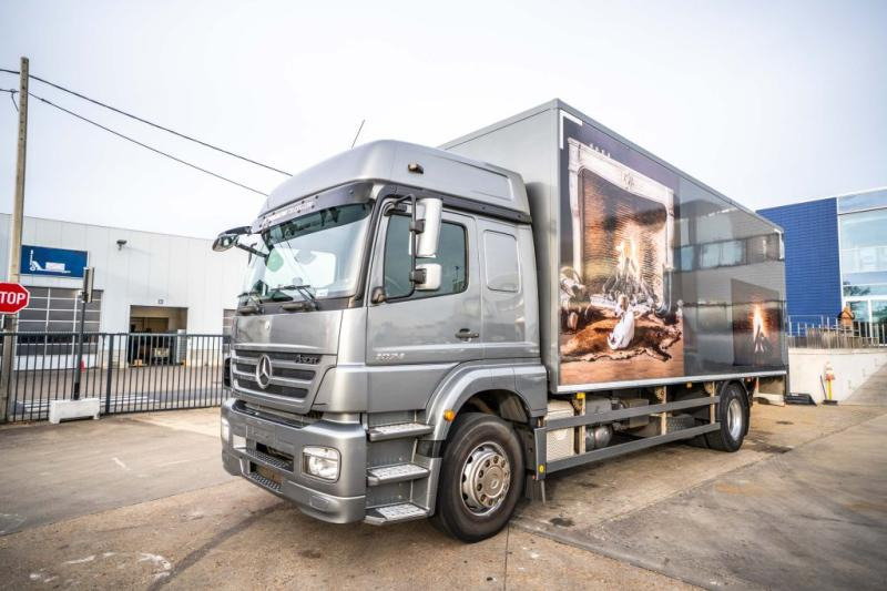 Mercedes AXOR 1824 L - 132 150 KM - Bakwagen: afbeelding 1 Mercedes AXOR 1824 L - 132 150 KM - Bakwagen: afbeelding 1