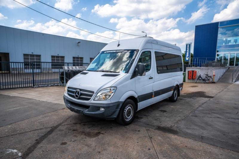 Mercedes SPRINTER 313 CDI + ROLSTOELLIFT - Stadsbus: afbeelding 1 Mercedes SPRINTER 313 CDI + ROLSTOELLIFT - Stadsbus: afbeelding 1