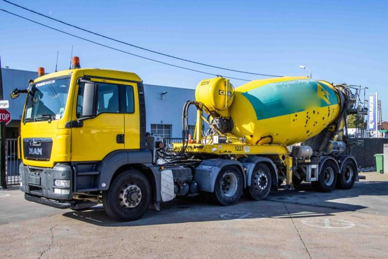 Mol MOL-BETON MIXER/MALAXEUR/MISCHER 10M3 - Betonmixer oplegger: afbeelding 1 Mol MOL-BETON MIXER/MALAXEUR/MISCHER 10M3 - Betonmixer oplegger: afbeelding 1