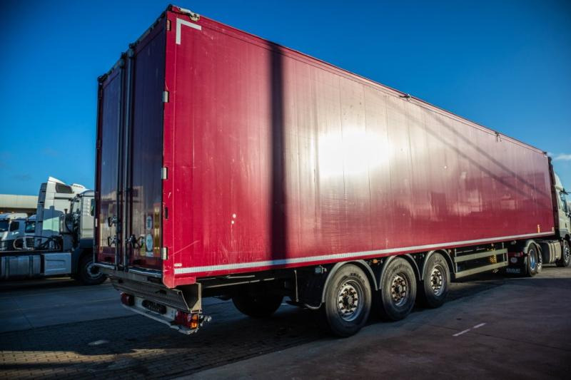 KRAKER WALKING FLOOR CF 200-92 m3 - Oplegger: afbeelding 3 KRAKER WALKING FLOOR CF 200-92 m3 - Oplegger: afbeelding 3