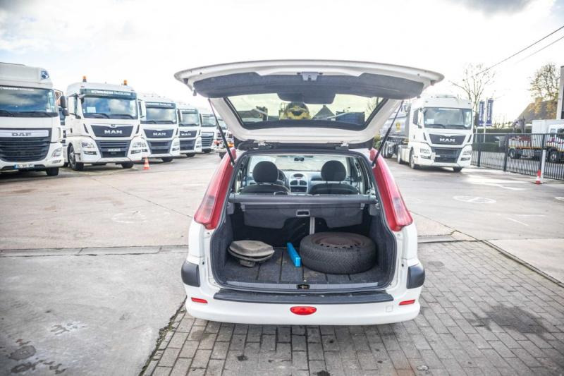 Peugeot 206 SW - Personenwagen: afbeelding 5 Peugeot 206 SW - Personenwagen: afbeelding 5