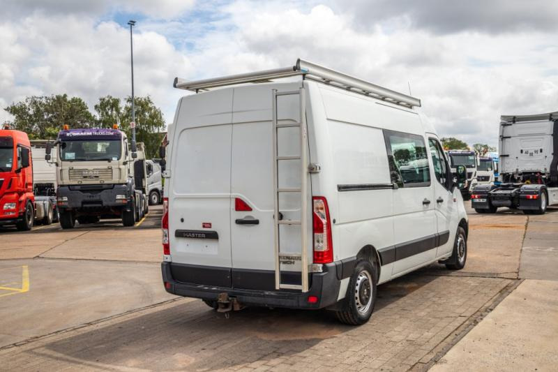 Renault MASTER 125 DCI + 7 personen - Gesloten bestelwagen: afbeelding 3 Renault MASTER 125 DCI + 7 personen - Gesloten bestelwagen: afbeelding 3