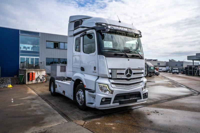Mercedes ACTROS 1842 LS - Trekker: afbeelding 2 Mercedes ACTROS 1842 LS - Trekker: afbeelding 2